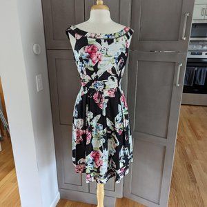 White House Black Market - Floral Dress Size 6
